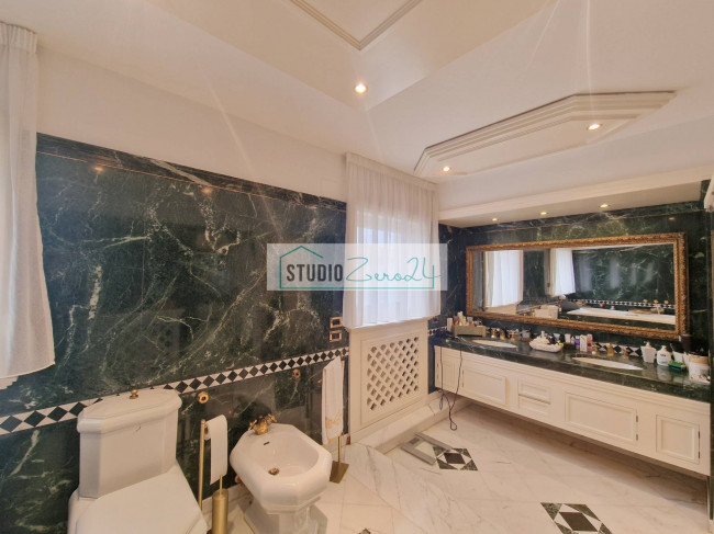 Villa in vendita a Camaiore