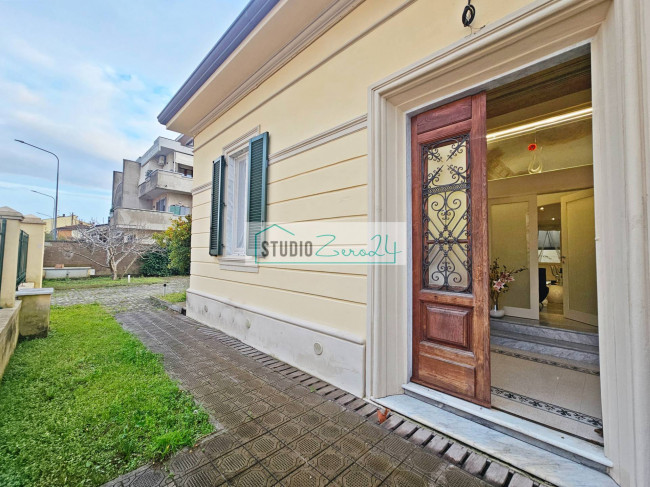 Casa singola in vendita a Viareggio