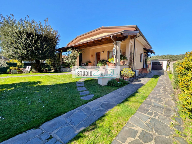 Villa in vendita a Seravezza