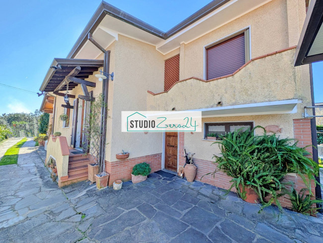 Villa in vendita a Seravezza