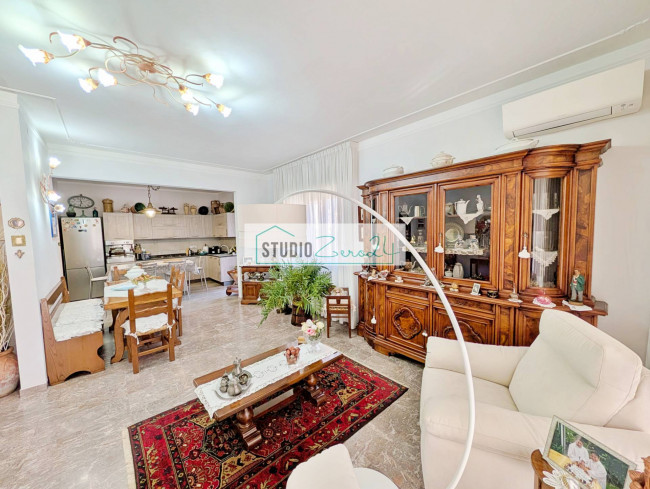 Villa in vendita a Seravezza