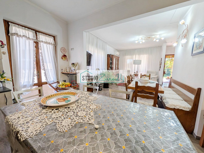 Villa in vendita a Seravezza