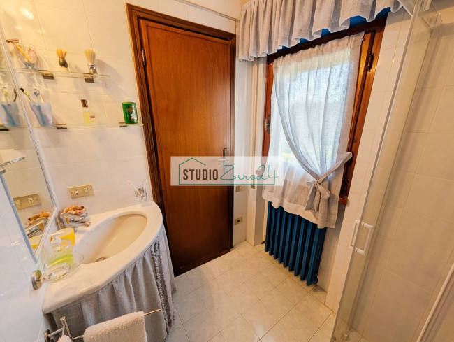 Villa in vendita a Seravezza