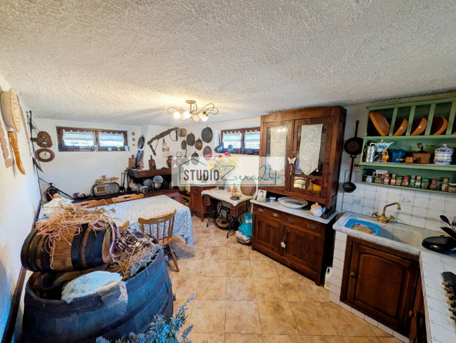 Villa in vendita a Seravezza