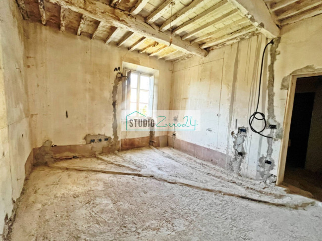 Cielo Terra in vendita a Massarosa