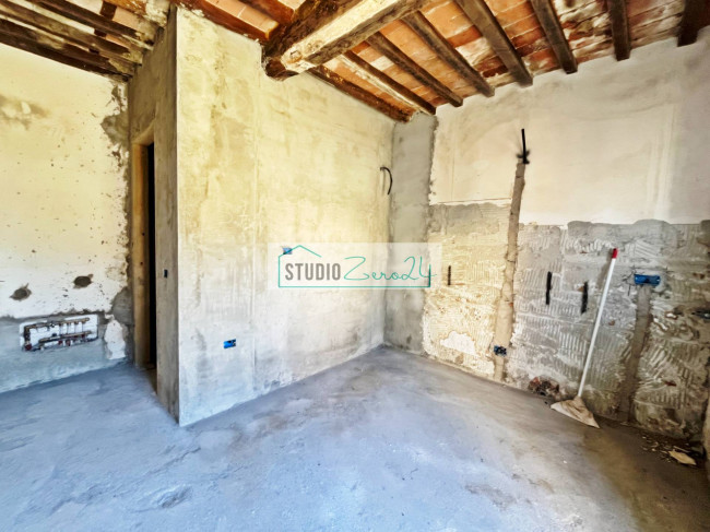 Cielo Terra in vendita a Massarosa