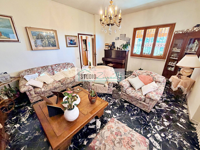 Villa in vendita a Seravezza