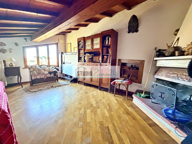 Villa in vendita a Seravezza