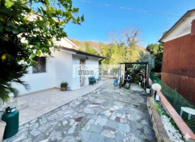 Appartamento in vendita a Massarosa