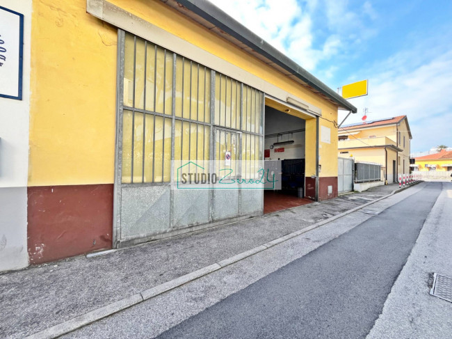 Commercial Property for sale in Viareggio