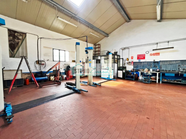 Commercial Property for sale in Viareggio