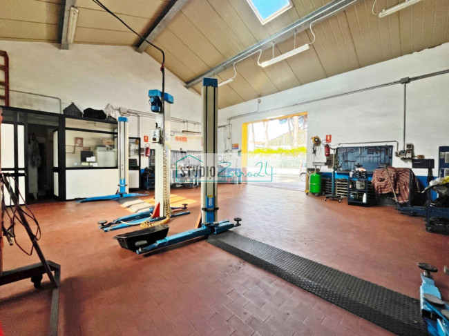 Commercial Property for sale in Viareggio