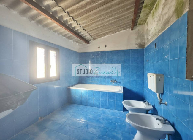 Casa singola in vendita a Massa