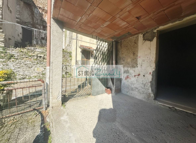 Casa singola in vendita a Massa