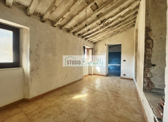 Casa singola in vendita a Massa