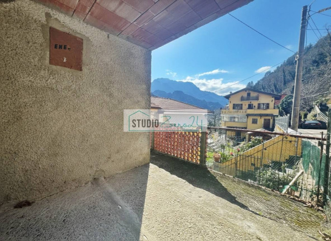 Casa singola in vendita a Massa