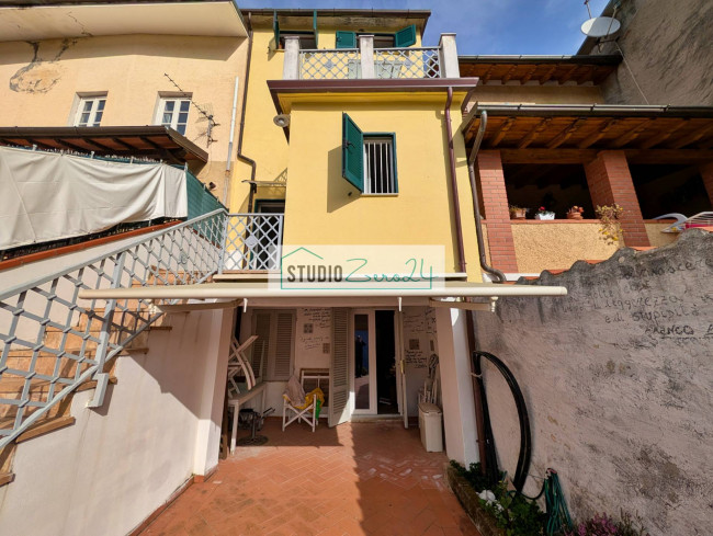 Cielo Terra in vendita a Stazzema