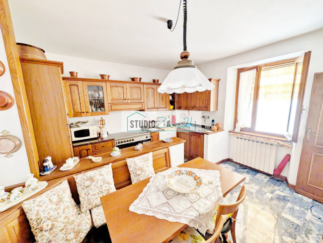 Cielo Terra in vendita a Stazzema