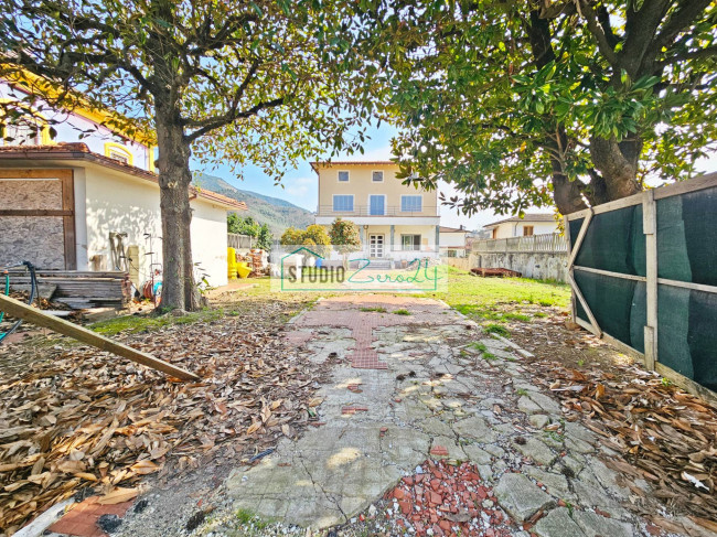 Villa in vendita a Massarosa