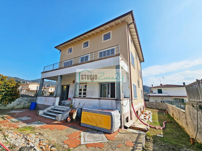 Villa in vendita a Massarosa