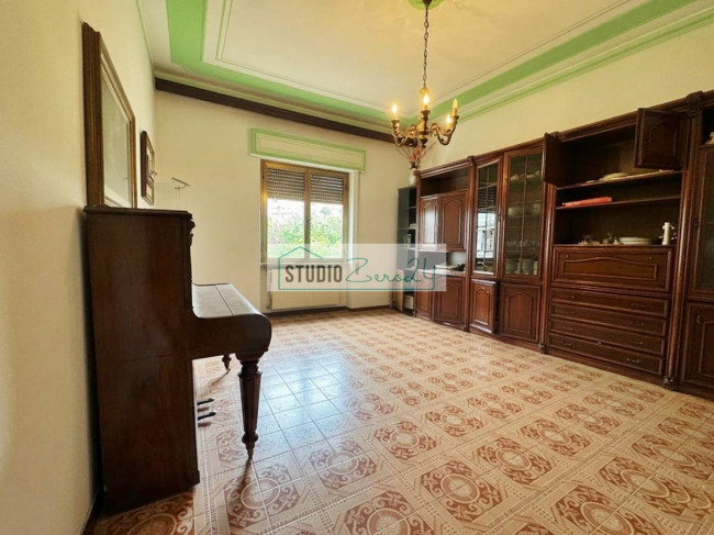 Apartment for sale in Massa