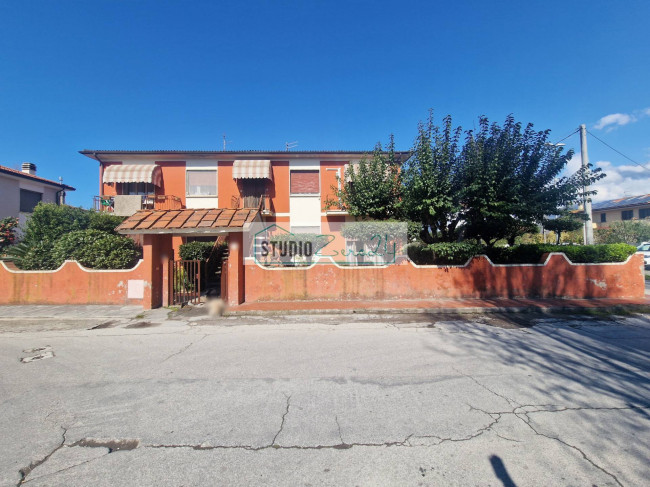 Appartamento in vendita a Camaiore