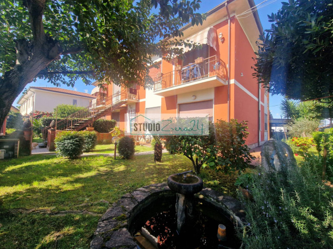 Appartamento in vendita a Camaiore