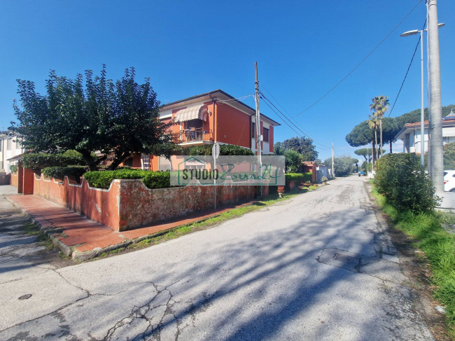 Appartamento in vendita a Camaiore