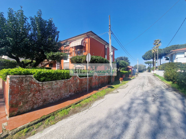 Appartamento in vendita a Camaiore