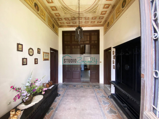 Villa in vendita a Camaiore