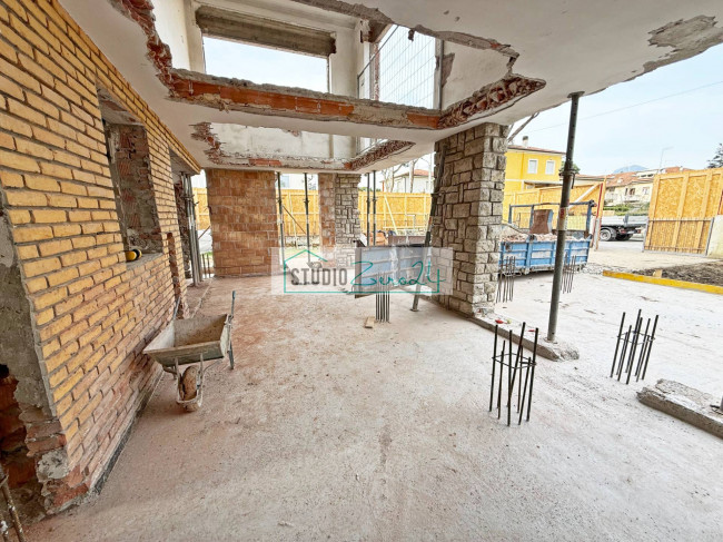 Villetta Bifamiliare in vendita a Camaiore