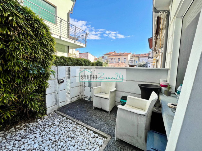 Single House for sale in Viareggio