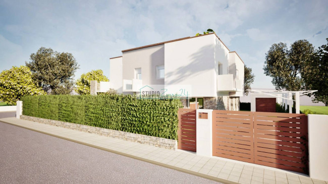 Villetta Bifamiliare in vendita a Camaiore