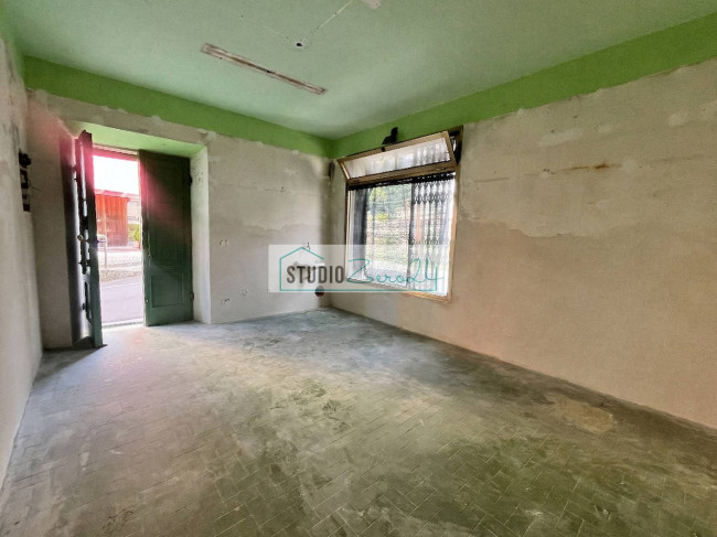 Commercial Property for sale in Massarosa