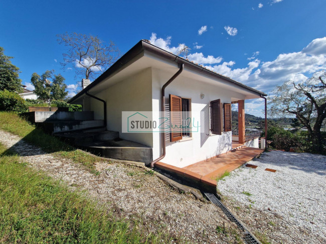 Villa in vendita a Camaiore