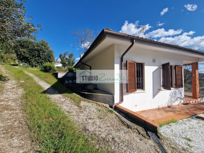 Villa in vendita a Camaiore