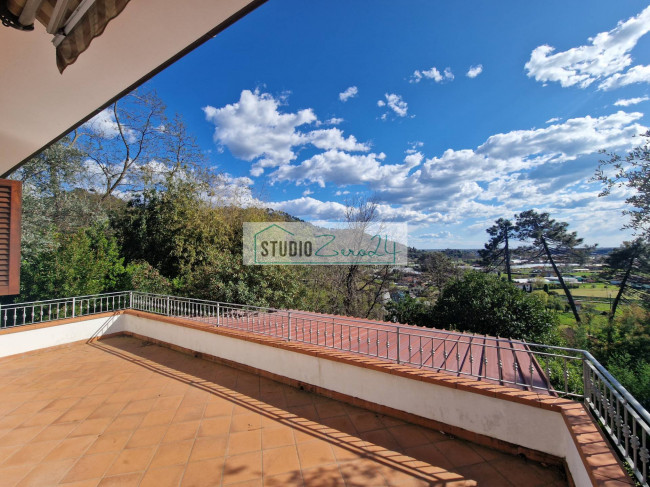 Villa in vendita a Camaiore