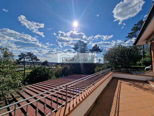 Villa in vendita a Camaiore