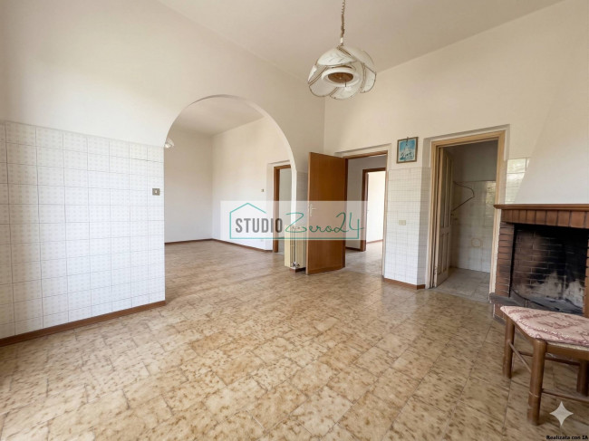 Villa in vendita a Montignoso