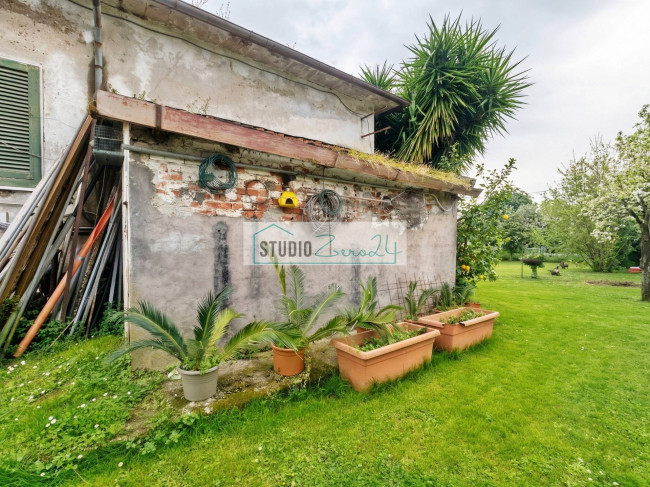 Villa in vendita a Montignoso