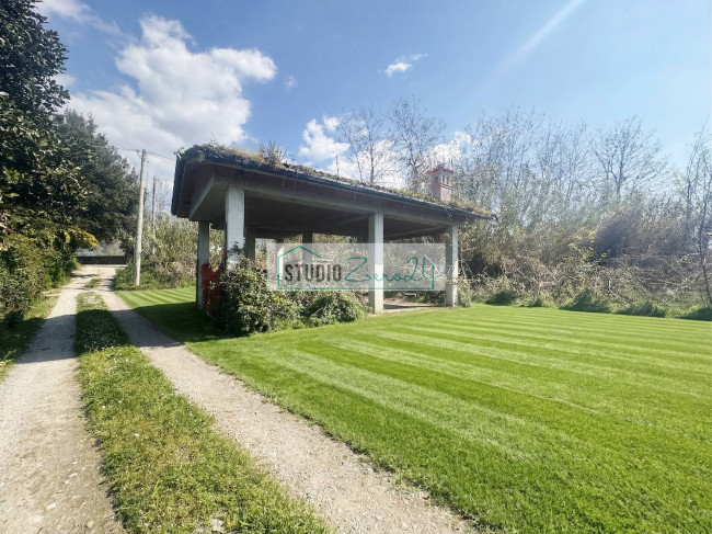 Casa singola in vendita a Montignoso