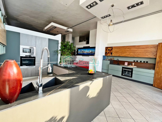 Commercial Property for sale in Viareggio