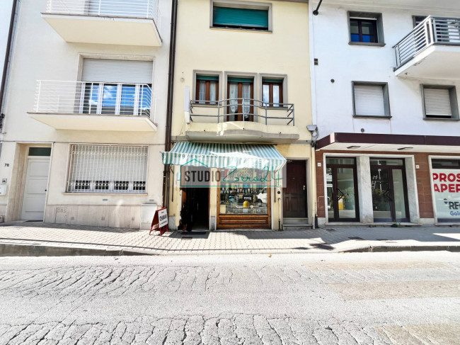 Commercial Property for sale in Viareggio
