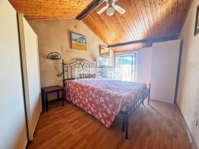 Single House for sale in Massa