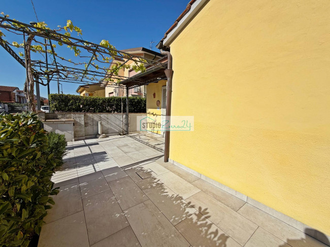 Single House for sale in Viareggio