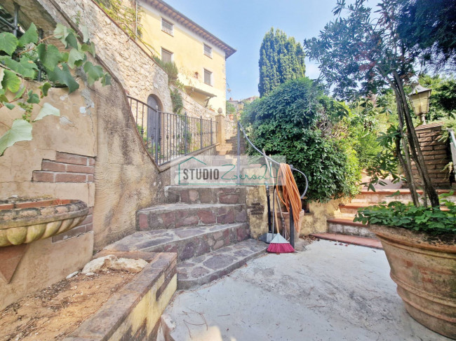 Casa singola in vendita a Camaiore