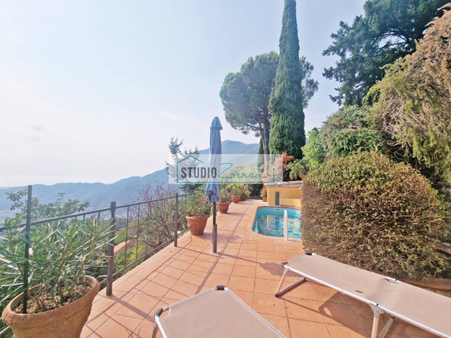 Casa singola in vendita a Camaiore