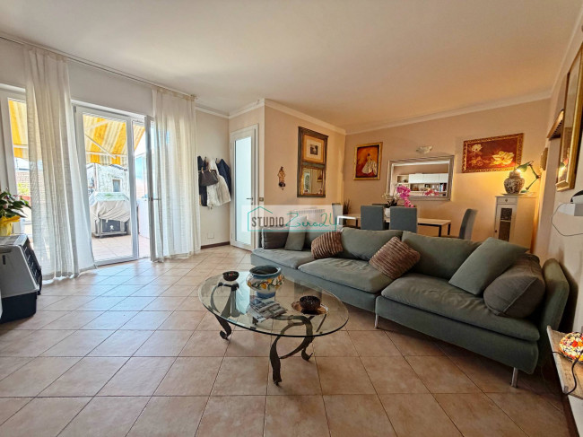 Appartamento in vendita a Viareggio