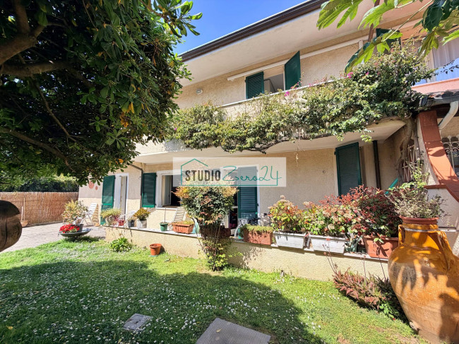 Casa singola in vendita a Forte dei Marmi