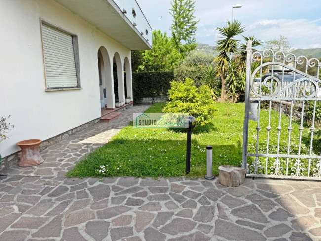 Casa singola in vendita a Massarosa